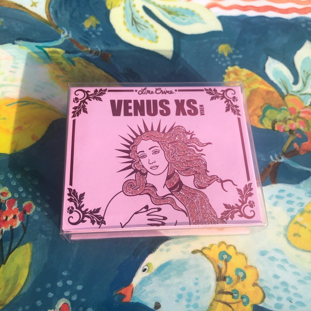 Lime crime Venus XS Vixen eyeshadow palette